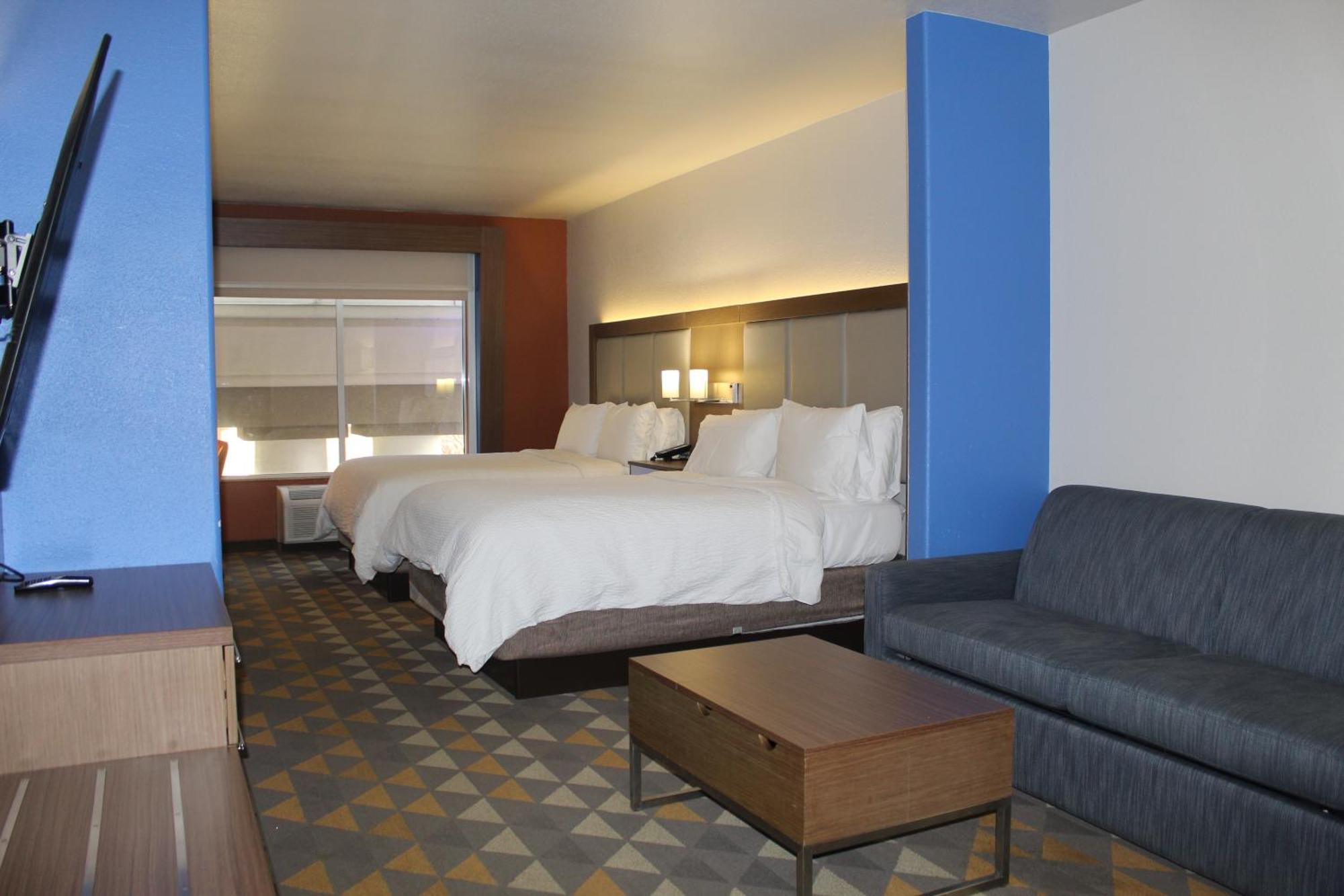 Holiday Inn Express Rockford-Loves Park By Ihg Exterior photo
