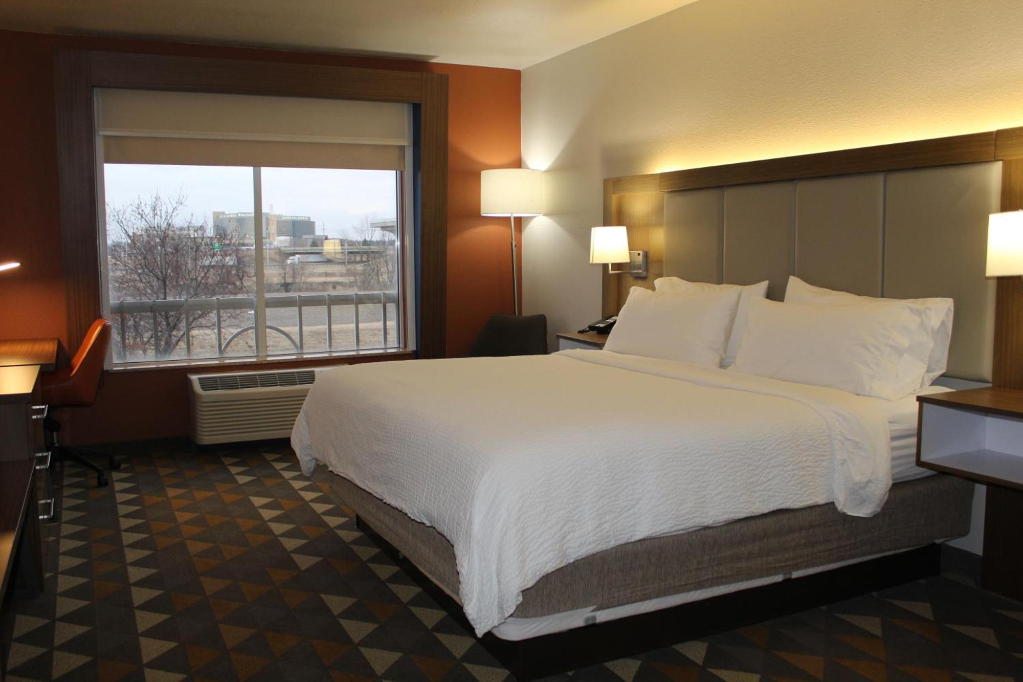 Holiday Inn Express Rockford-Loves Park By Ihg Exterior photo